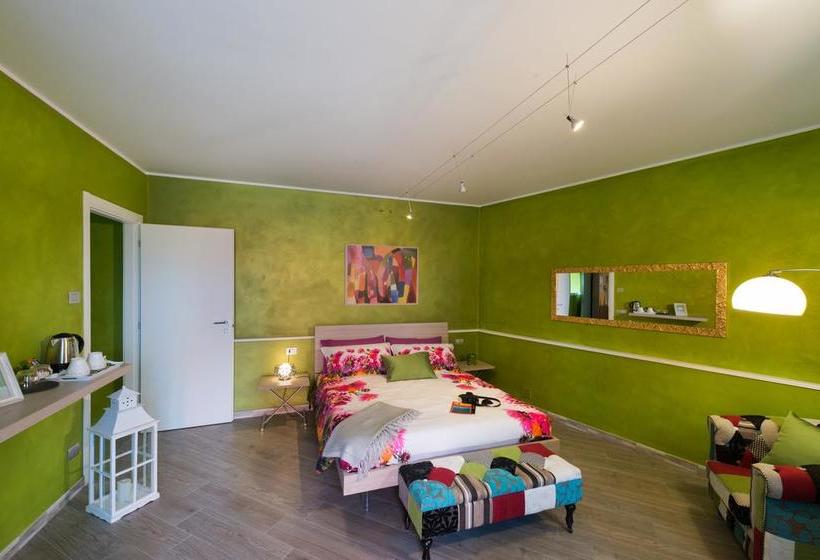 تختخواب و صبحانه L Acero