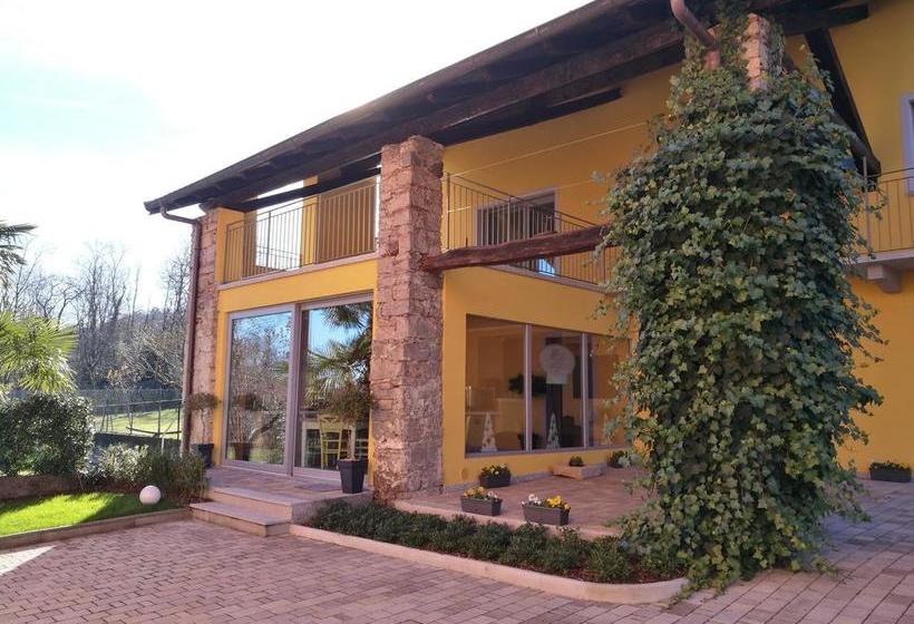 تختخواب و صبحانه L Acero