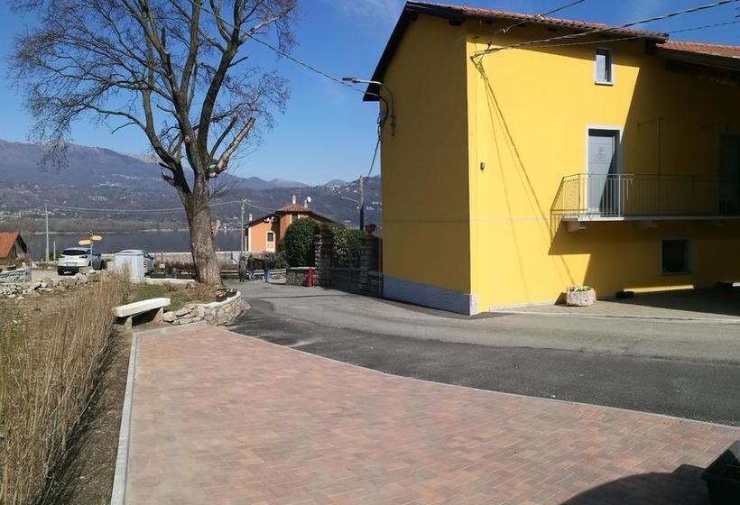 تختخواب و صبحانه L Acero