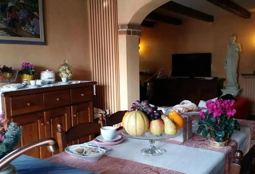 Aamiaismajoitus (B&B) Peropero