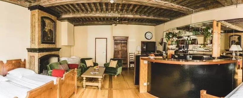 ホテル Aux Chambres Du Banneret