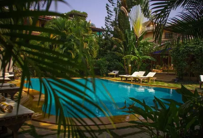 ホテル Papa Jolly Eco Resort Near Morjim Beach
