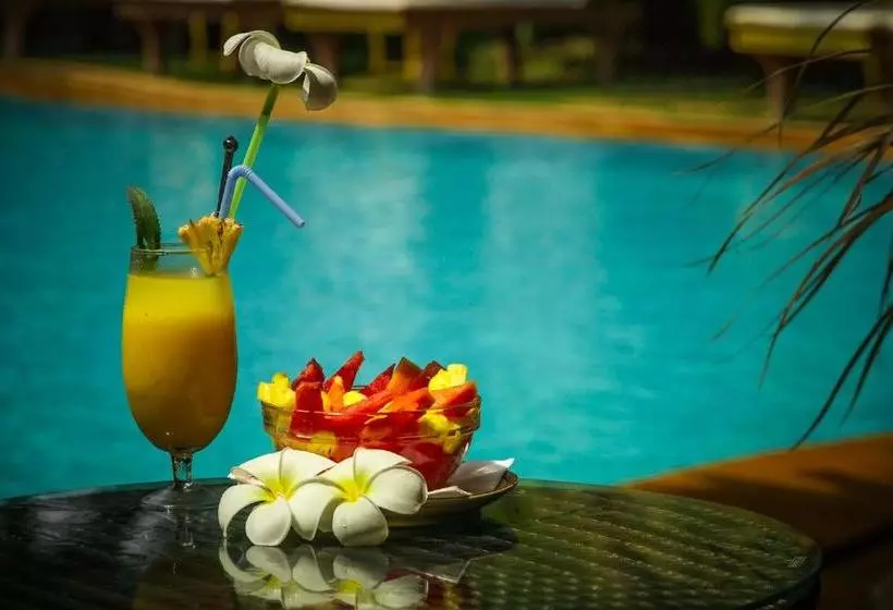 ホテル Papa Jolly Eco Resort Near Morjim Beach