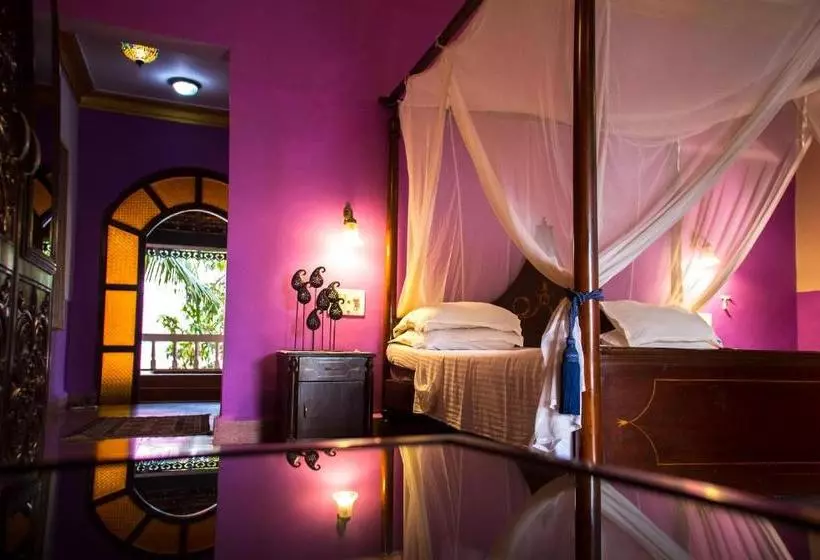 ホテル Papa Jolly Eco Resort Near Morjim Beach
