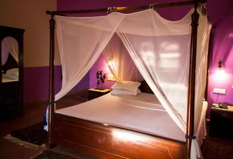 ホテル Papa Jolly Eco Resort Near Morjim Beach
