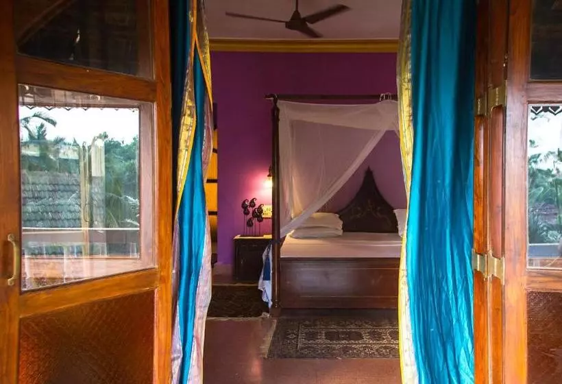 ホテル Papa Jolly Eco Resort Near Morjim Beach