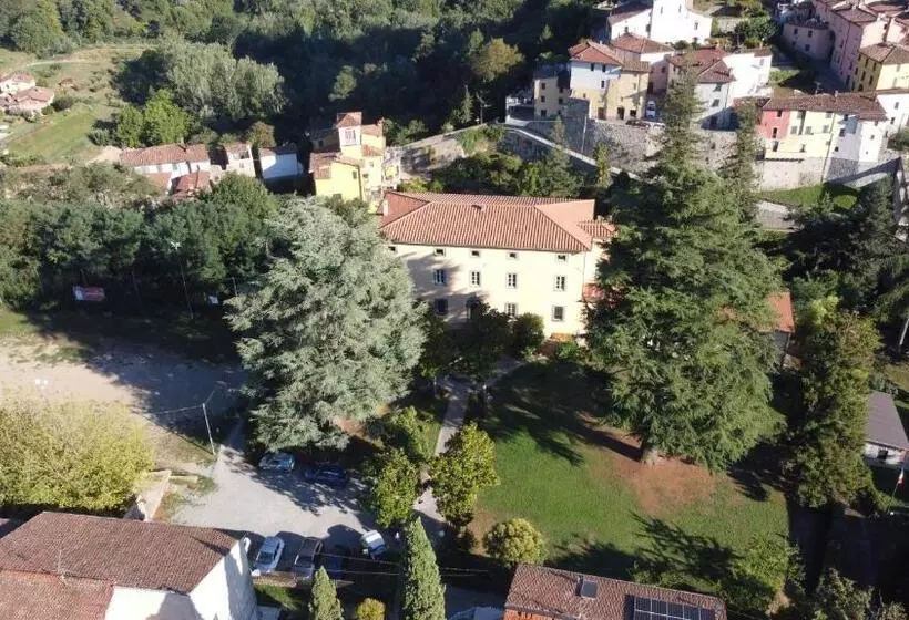 Villa Gherardi   B&b E Hostel