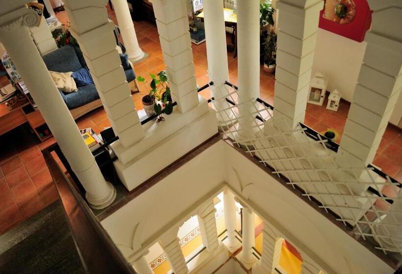 Villa Gherardi B&b E Hostel