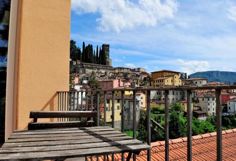 Villa Gherardi B&b E Hostel