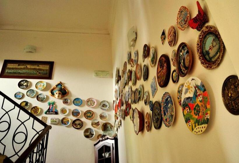 Villa Gherardi B&b E Hostel