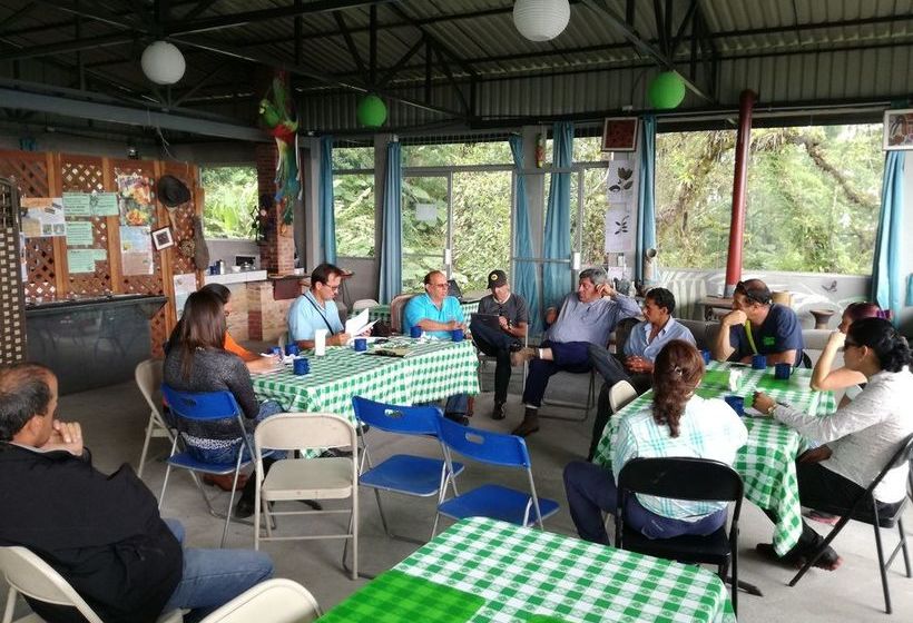旅馆 Posada De Montaña Monserrat