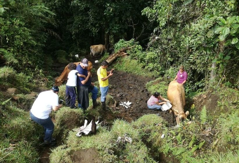 旅馆 Posada De Montaña Monserrat