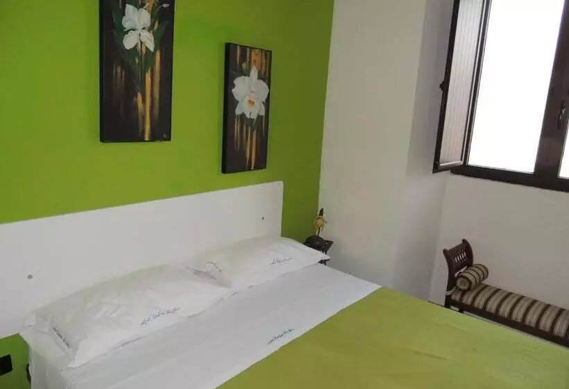 All'ombra Del Noce B&b