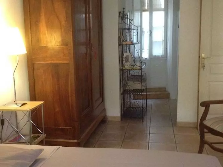 تختخواب و صبحانه Chambres D Hôtes De Fleurus