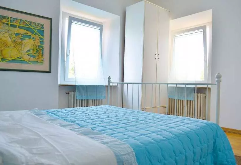 تختخواب و صبحانه La Casa Dell'artista