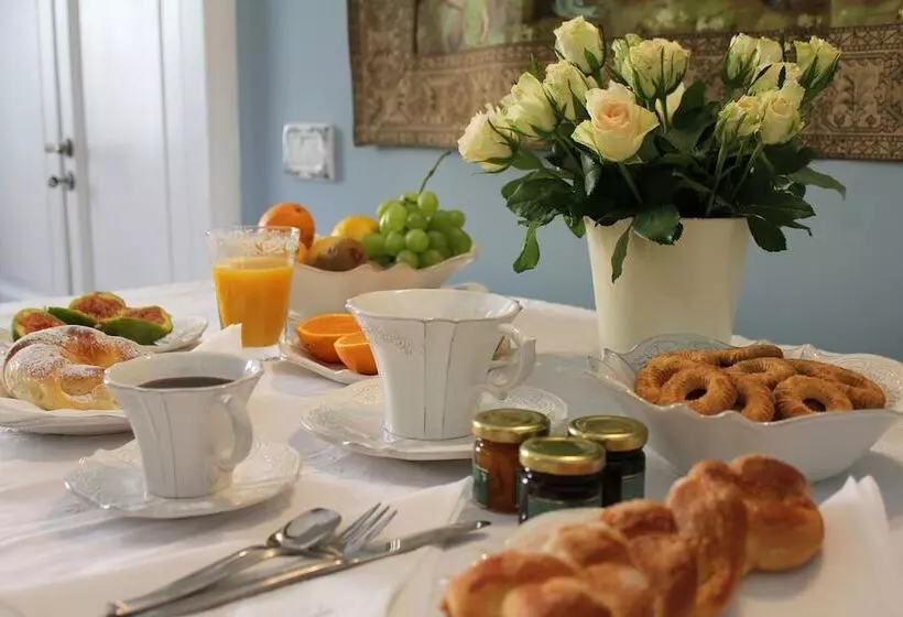 تختخواب و صبحانه Apartment Via Dell Astrologo