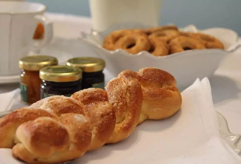 تختخواب و صبحانه Apartment Via Dell Astrologo