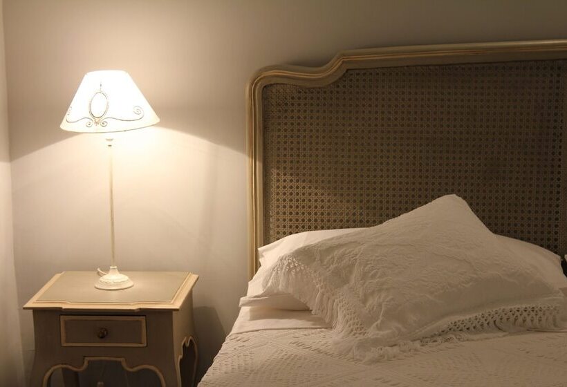 تختخواب و صبحانه Apartment Via Dell Astrologo