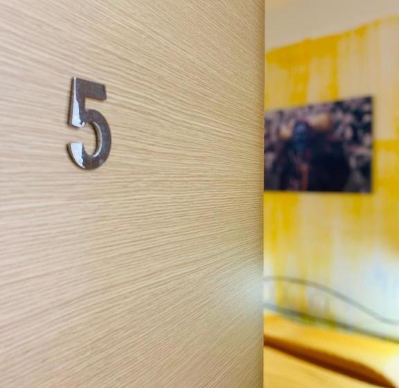 Green Gallery Hotel And Restaurant