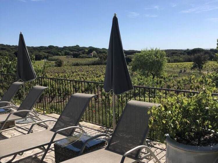 Отель Auberge De L Oumède