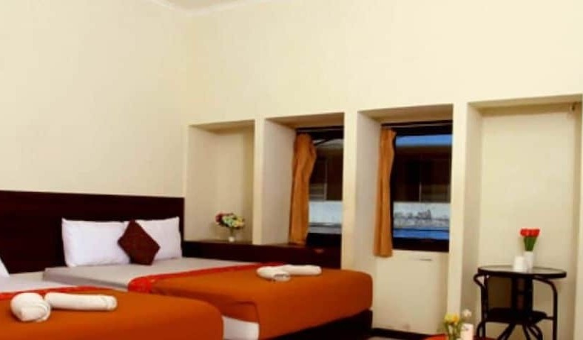 Szálloda Bantal Guling Pasar Baru