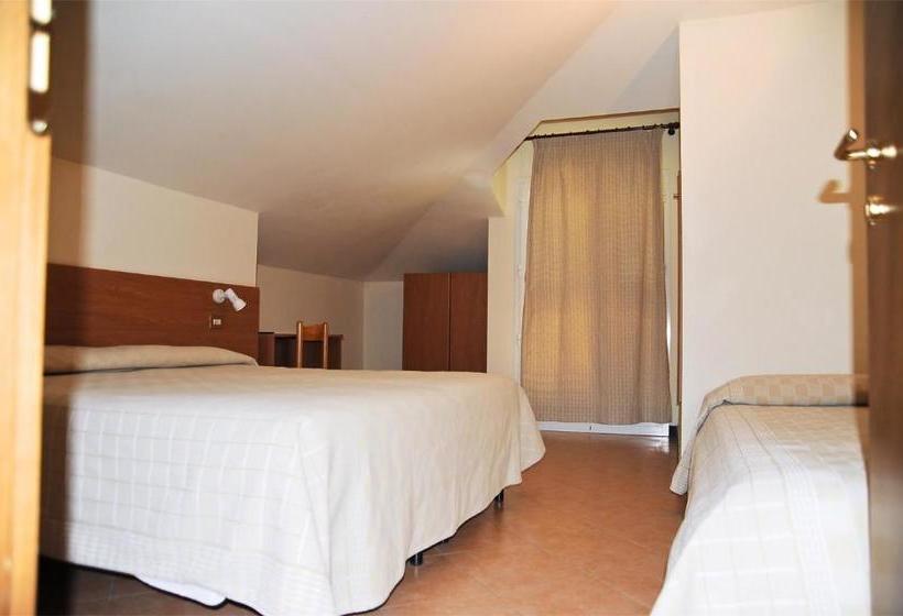 ホテル Bianca Maria