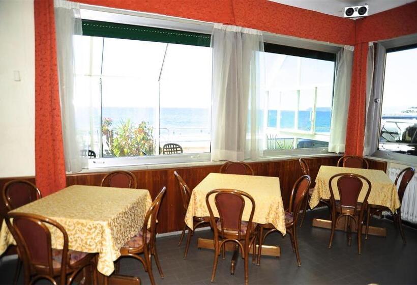 ホテル Bianca Maria