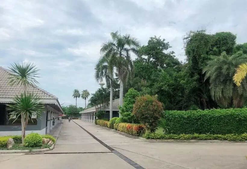 هتل Bypass And Resort