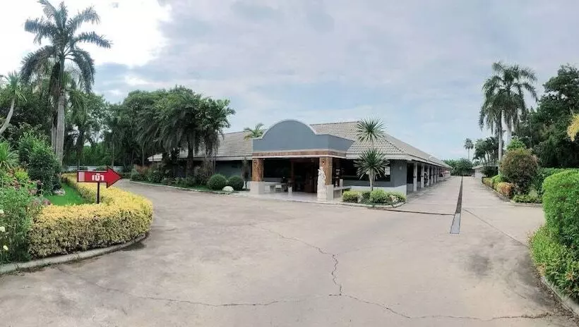هتل Bypass And Resort