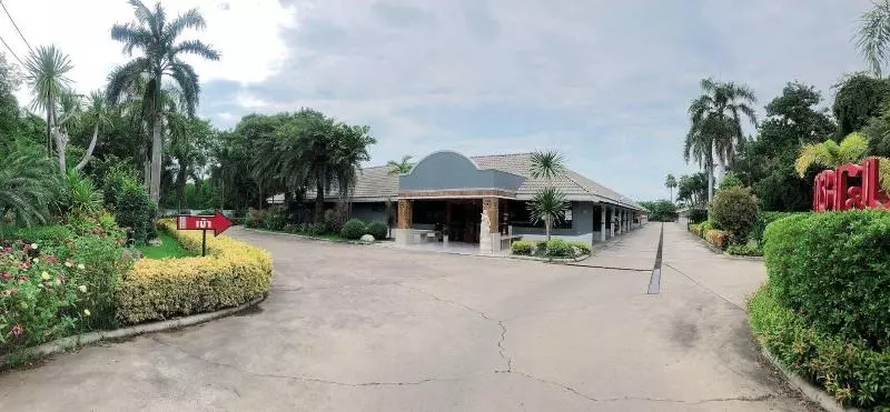 هتل Bypass And Resort