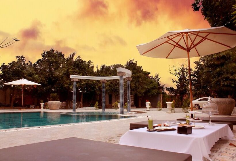 فندق La Fortress Boutique