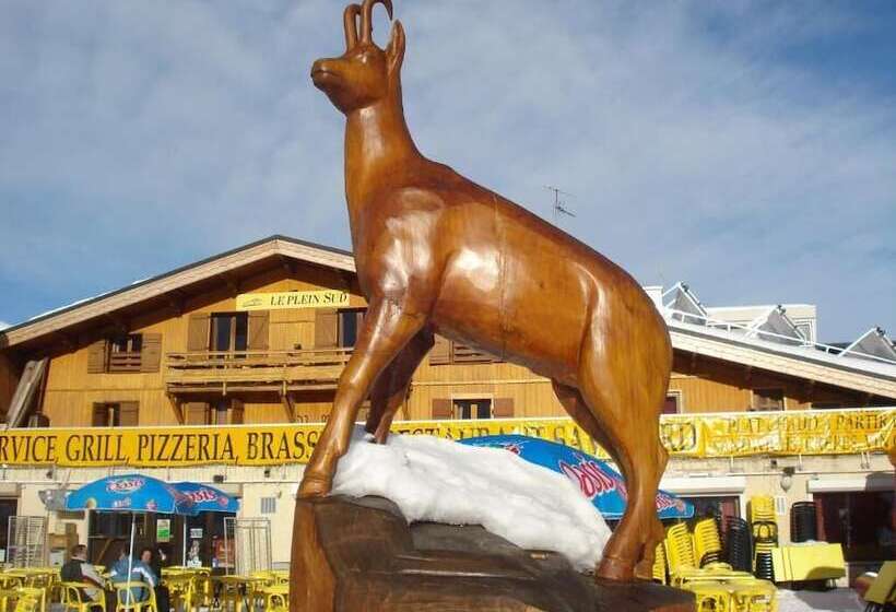 Отель Le Plein Sud