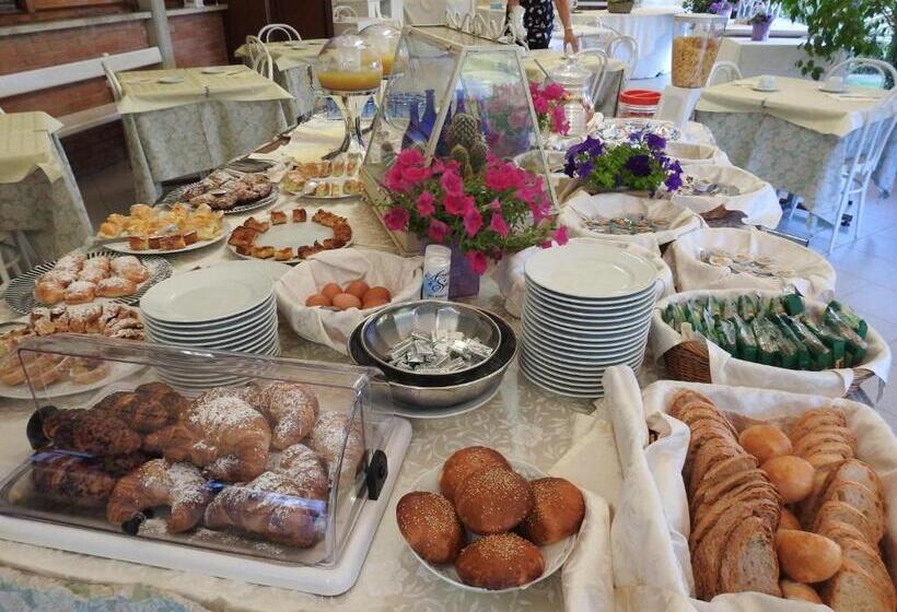 ホテル Ristorante Grappolo D Oro