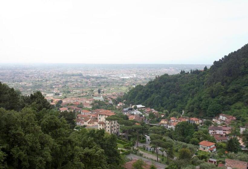 ホテル Ristorante Grappolo D Oro