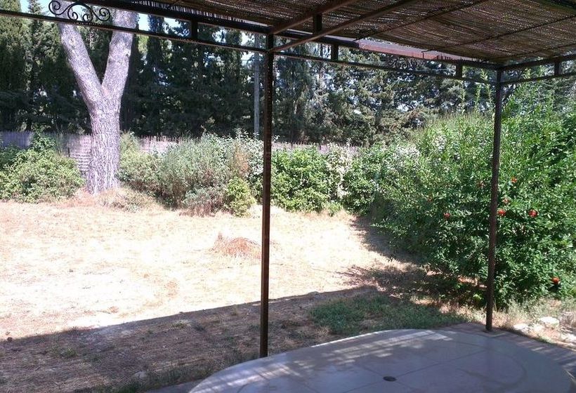 La Petite Maison Sous Les Pins