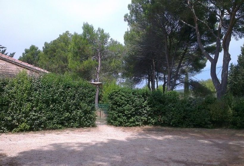 La Petite Maison Sous Les Pins