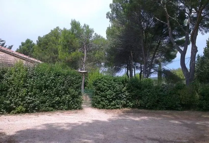 La Petite Maison Sous Les Pins
