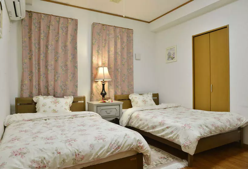 Maeda Biru House