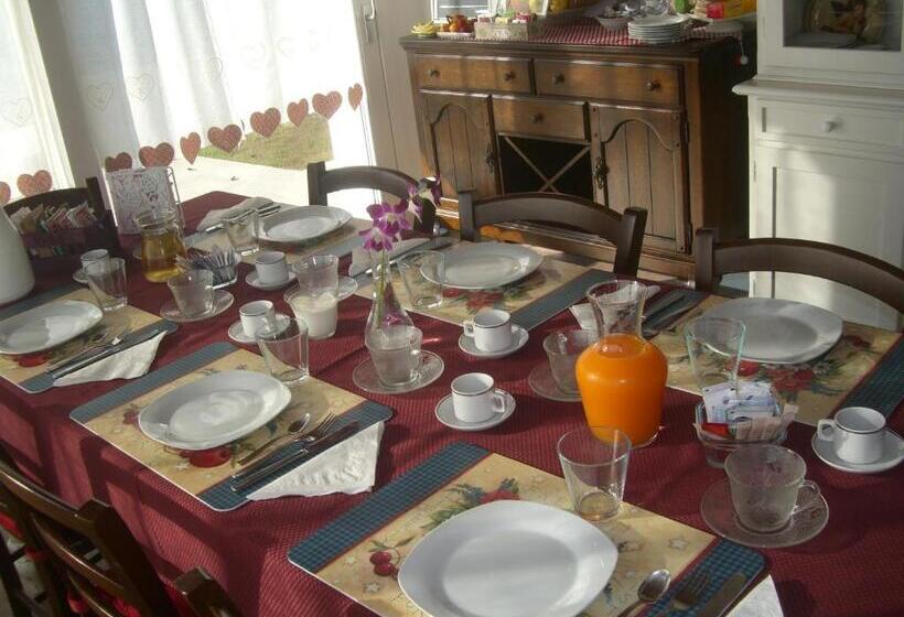 تختخواب و صبحانه Mums B And B   Colonnina Elettrica