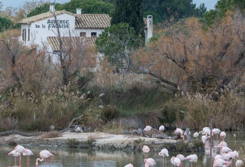 Общежитие Auberge De La Fadaise