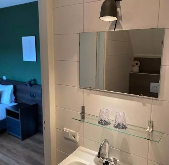 Aamiaismajoitus (B&B) Buitenplaats De Luwte