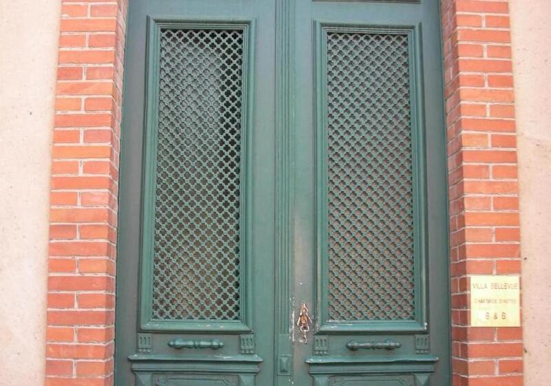 ベッドアンドブレックファースト Villa Bellevue