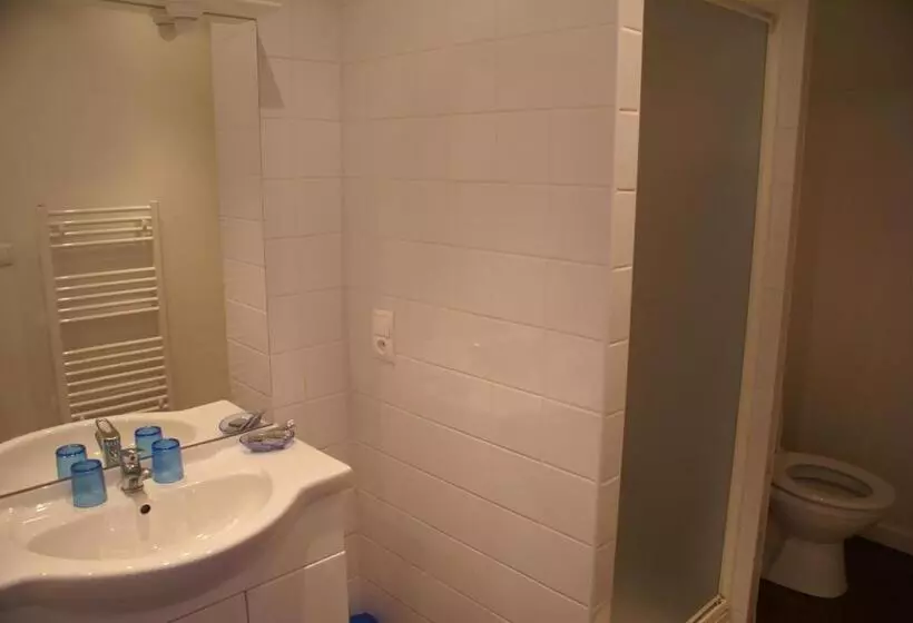 تختخواب و صبحانه Villa Bellevue