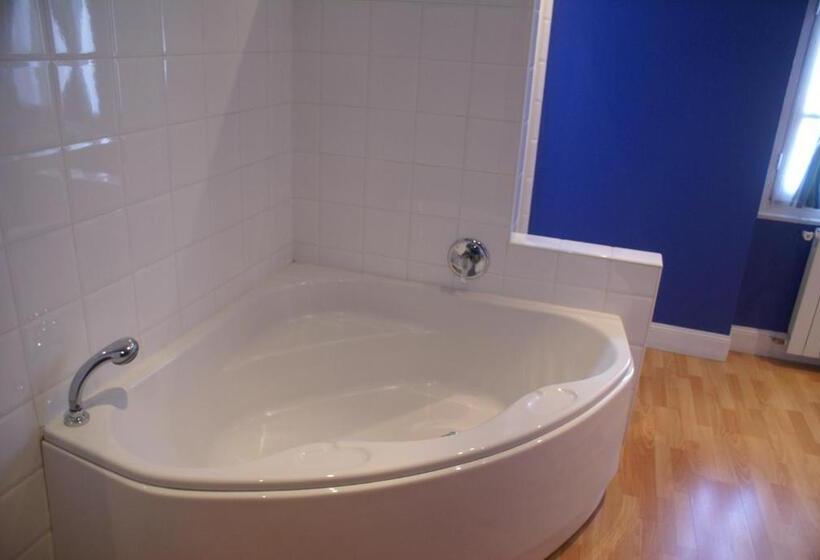 ベッドアンドブレックファースト Villa Bellevue