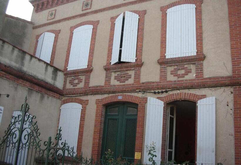 ベッドアンドブレックファースト Villa Bellevue