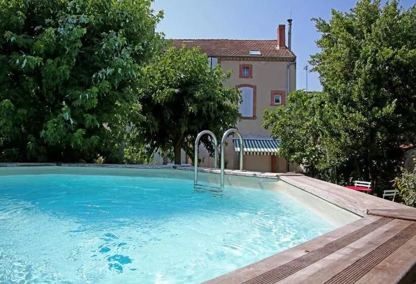 تختخواب و صبحانه Villa Bellevue