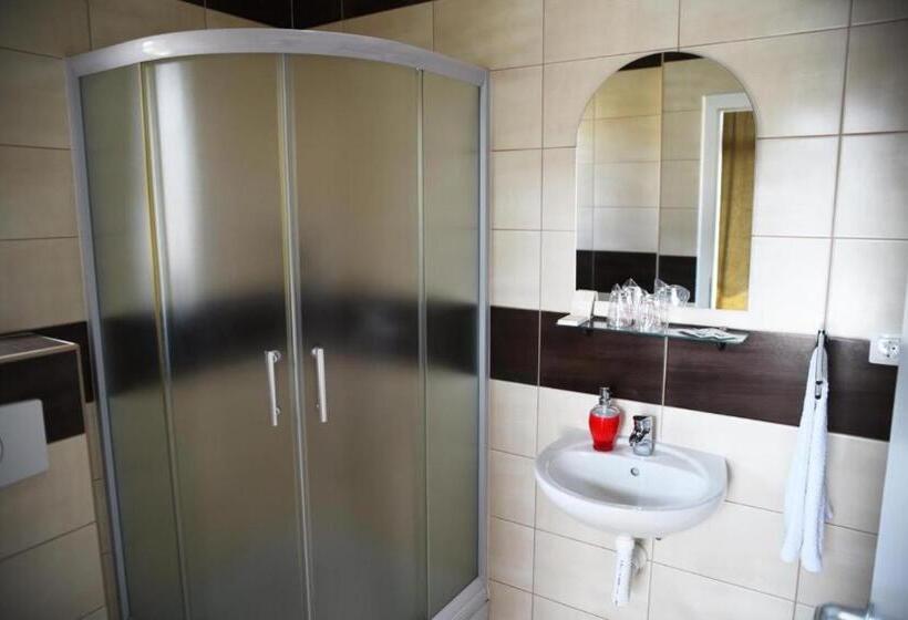 تختخواب و صبحانه Villa Aurora