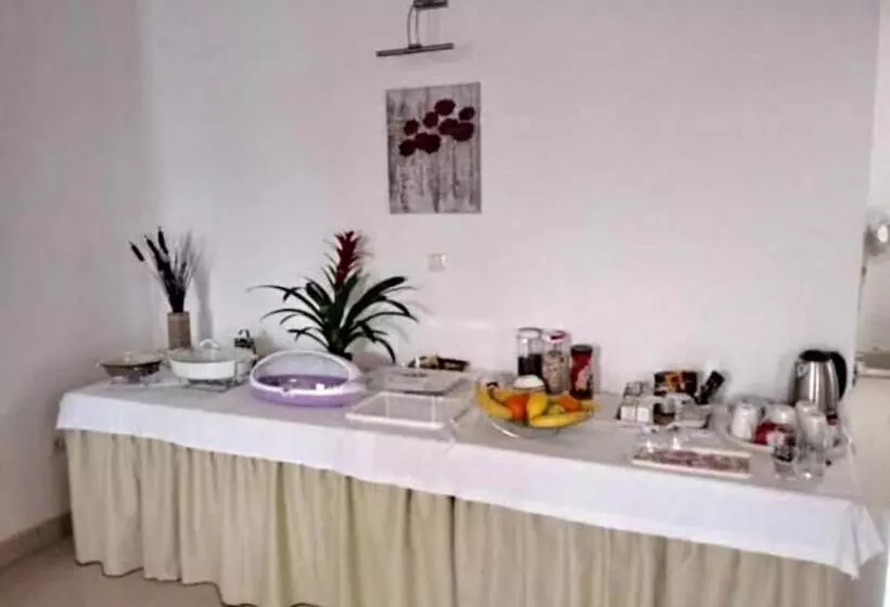 تختخواب و صبحانه Villa Aurora