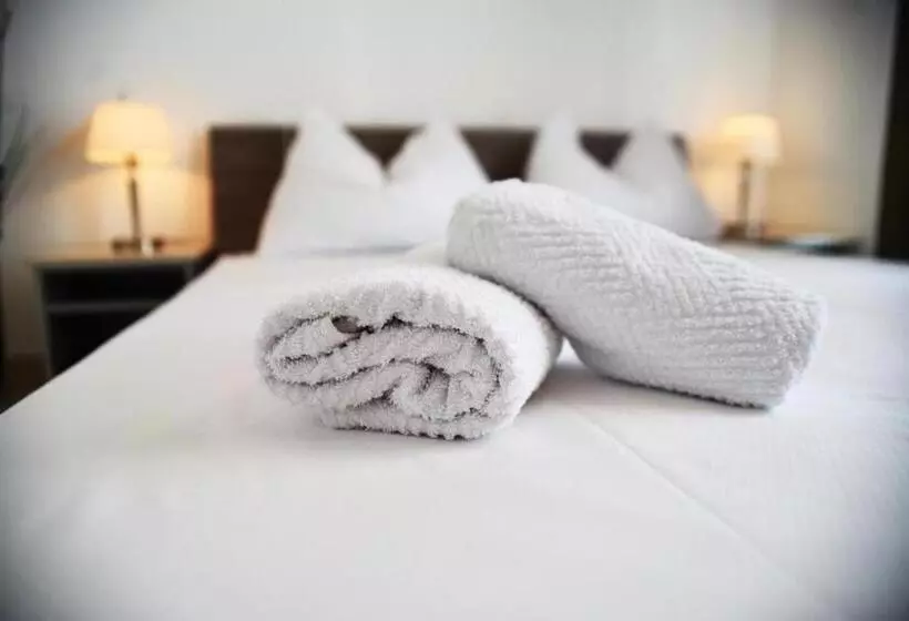 تختخواب و صبحانه Villa Aurora