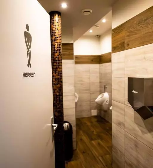 Do Step Inn Central   Self Service Hostel